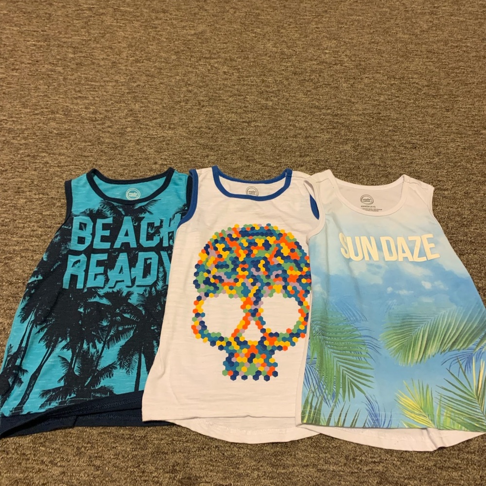 BOYS SIZE XS(4/5) TANK TOPS